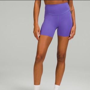 Lululemon Base High-Rise Short 6 Inch Inseam Size 8